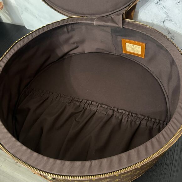 Louis Vuitton French Co. Hat Box bag Vintage Boite Chapeau monogram LV trunk - Picture 9 of 16